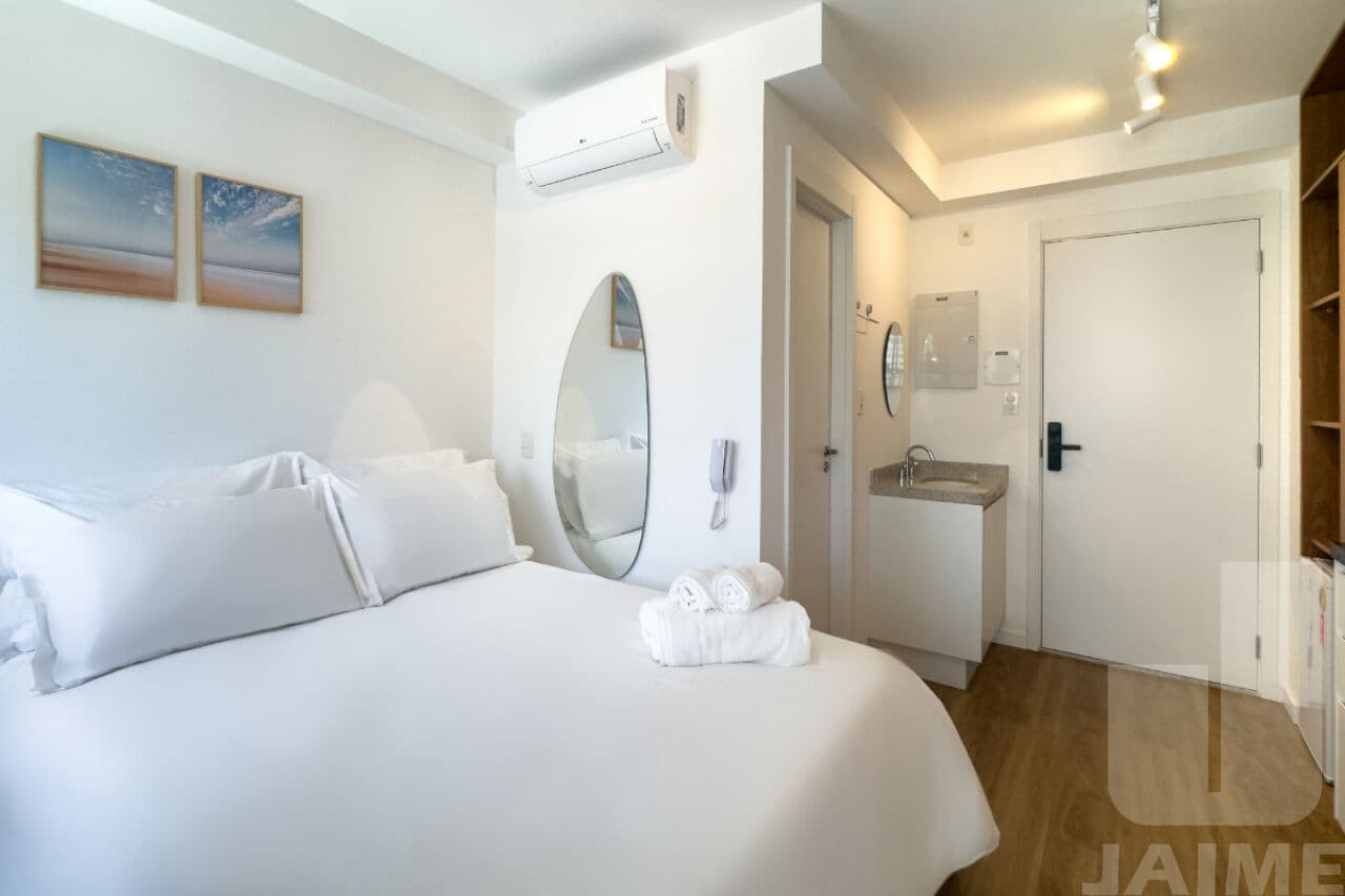 Apartamento de 1 dormitório na R Simpatia — Vila Madalena, São Paulo