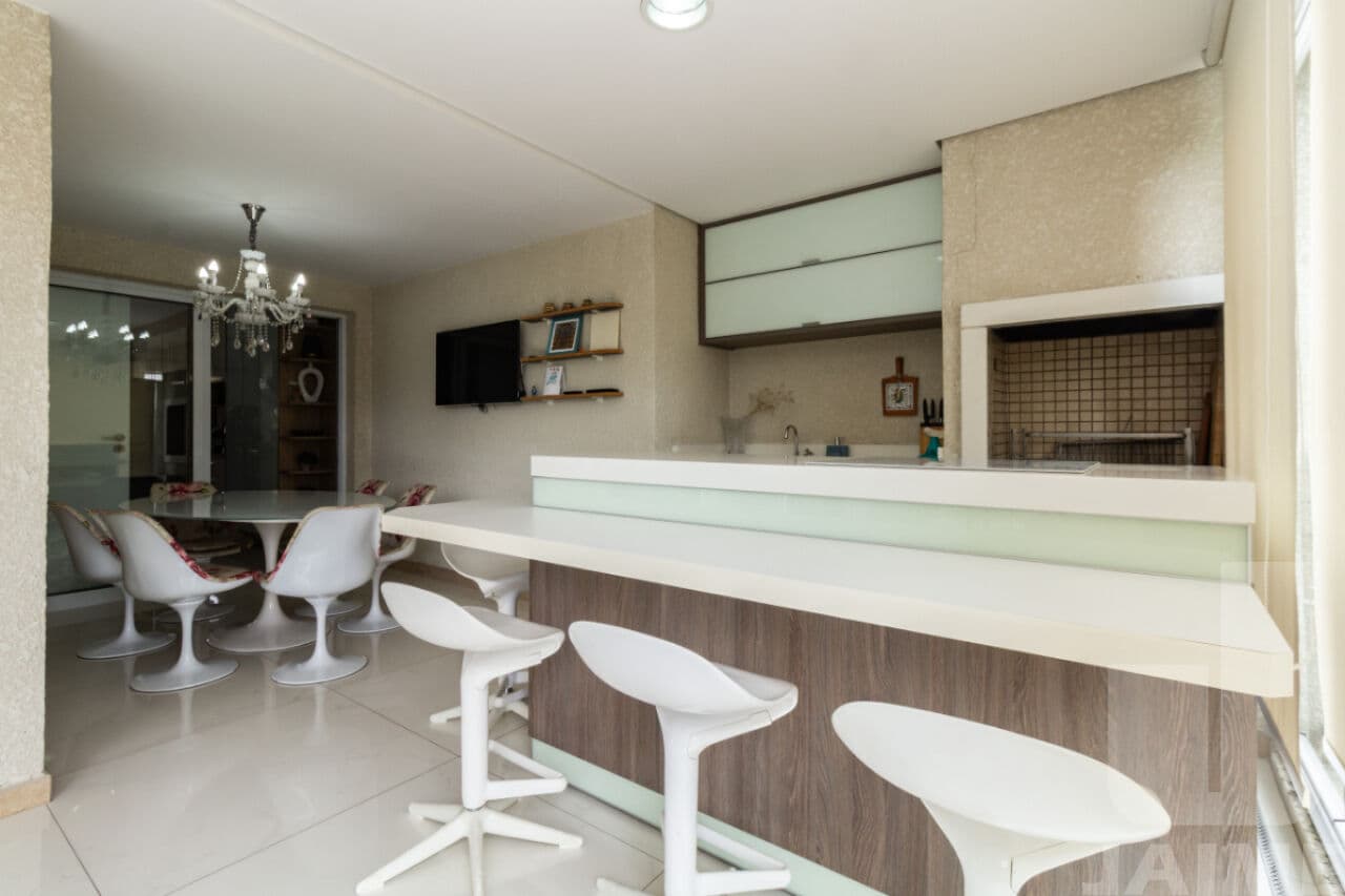Apartamento de 3 dormitórios na R AIMBERÊ — Perdizes, São Paulo - foto 4