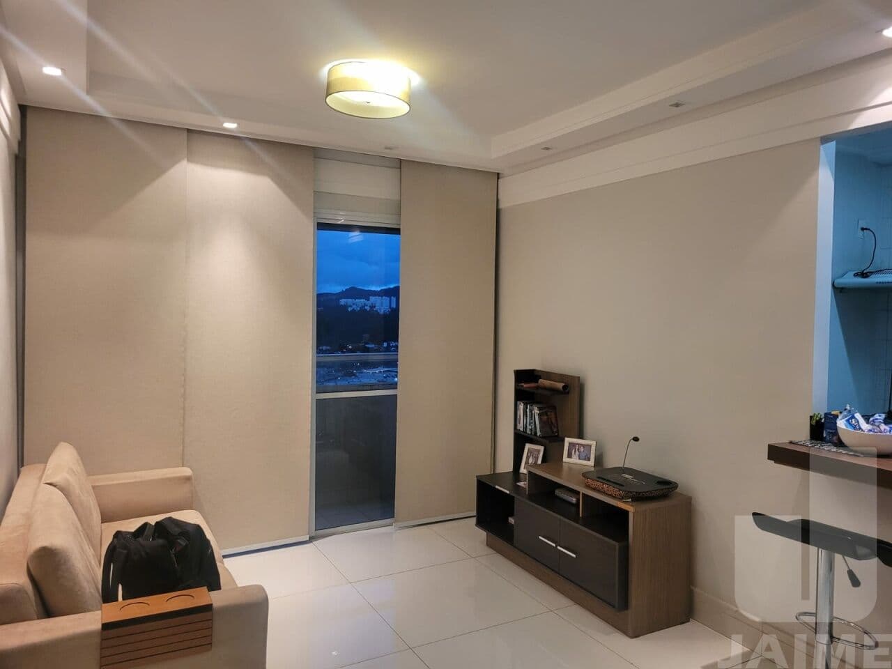 Apartamento de 3 dormitórios na AV Aruanã — Tamboré, São Paulo