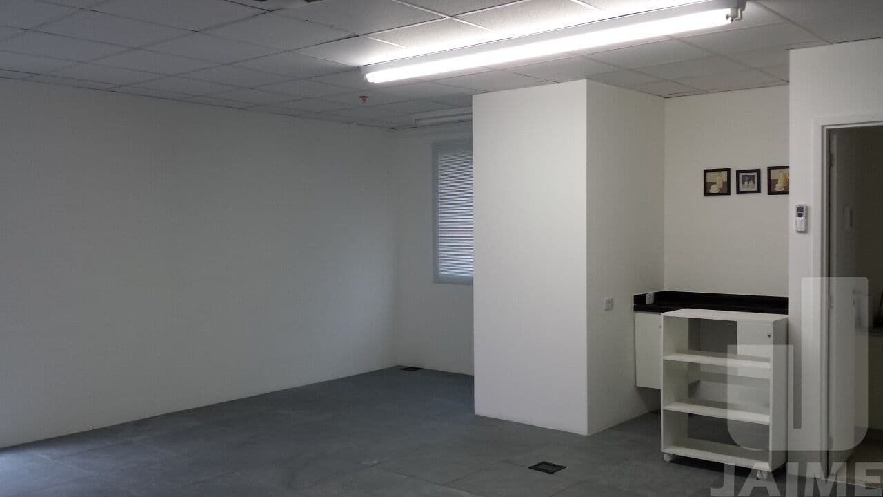 Comercial na R DOUTOR ALFREDO DE CASTRO — Barra Funda, São Paulo - foto 2