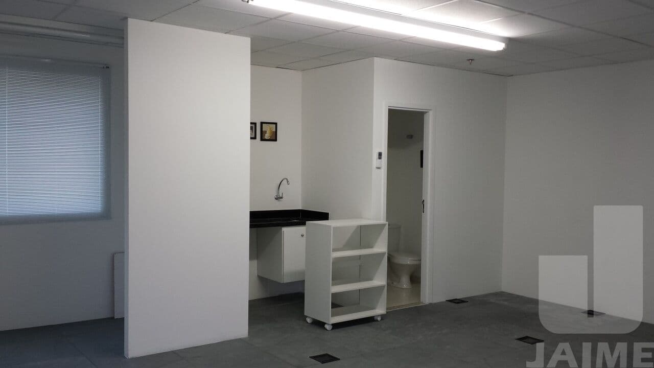 Comercial na R DOUTOR ALFREDO DE CASTRO — Barra Funda, São Paulo - foto 3