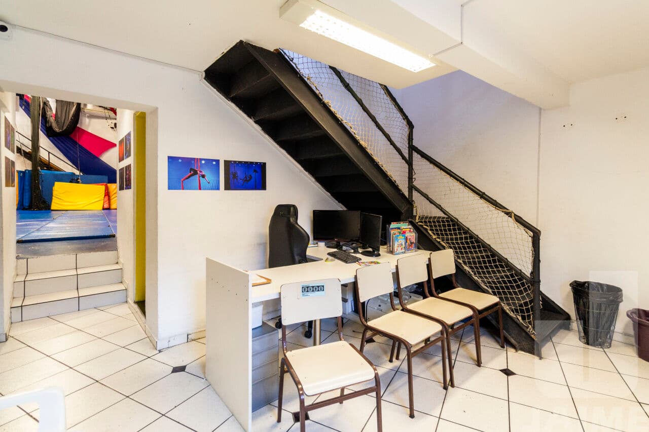 Comercial na R FÉLIX DELLA ROSA — Vila Anglo Brasileira, São Paulo - foto 4