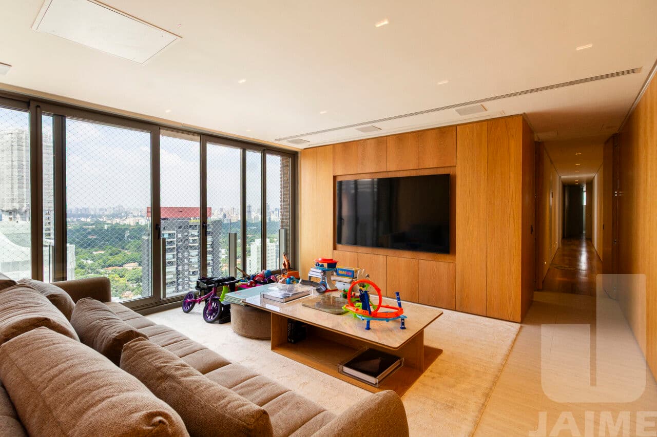 Apartamento de 4 dormitórios na R Alves Guimarães — Pinheiros, São Paulo - foto 3