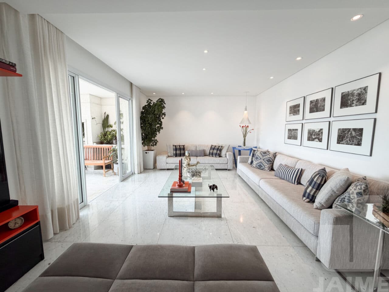 Apartamento de 4 dormitórios na R AIMBERÊ — Perdizes, São Paulo - foto 2
