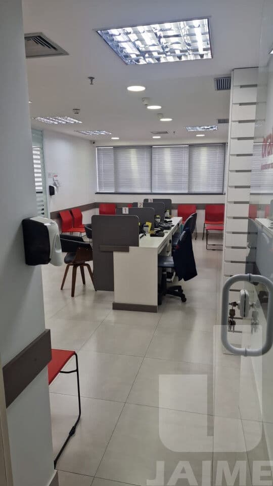 Comercial na AV ANGÉLICA — Higienópolis, São Paulo
