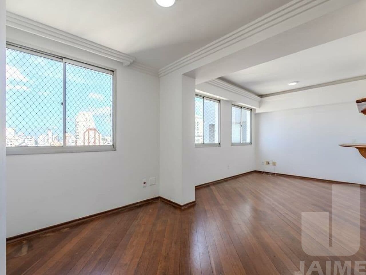 Apartamento de 2 dormitórios na R Barão de Jaceguai — Campo Belo, São Paulo