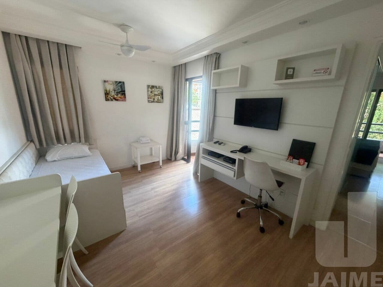 Apartamento de 1 dormitório na R Aracaju — Higienópolis, São Paulo
