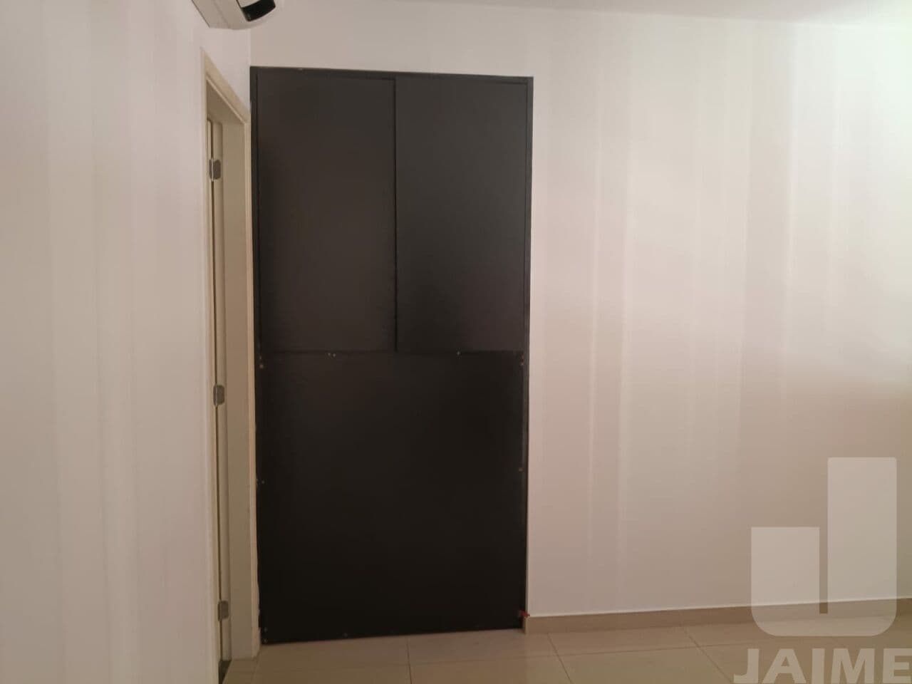 Comercial na AV Nove de Julho — Jardins, São Paulo - foto 2
