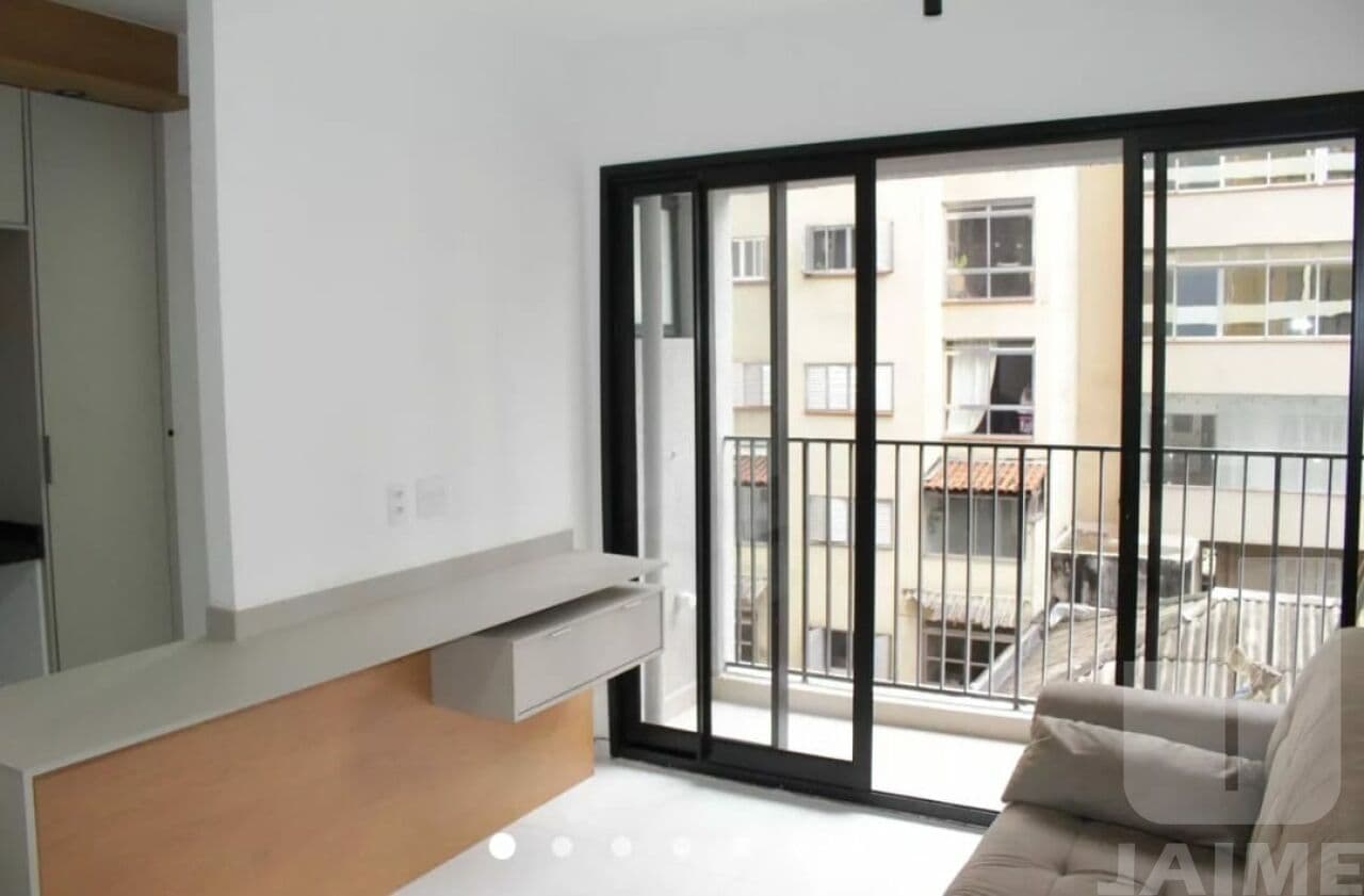 Apartamento de 1 dormitório na R Ana Cintra — Campos Elíseos, São Paulo