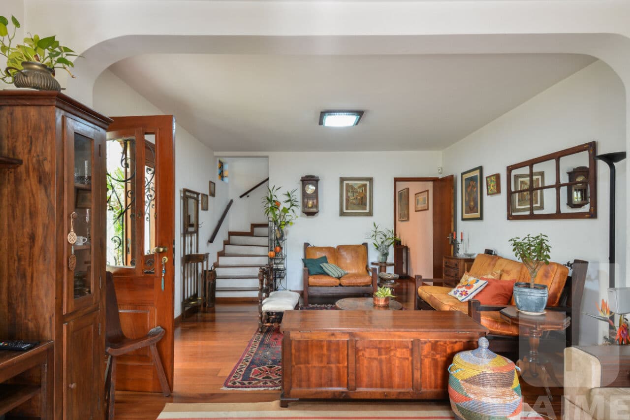Casa de 4 dormitórios na R Apinajés — Sumaré, São Paulo - foto 2