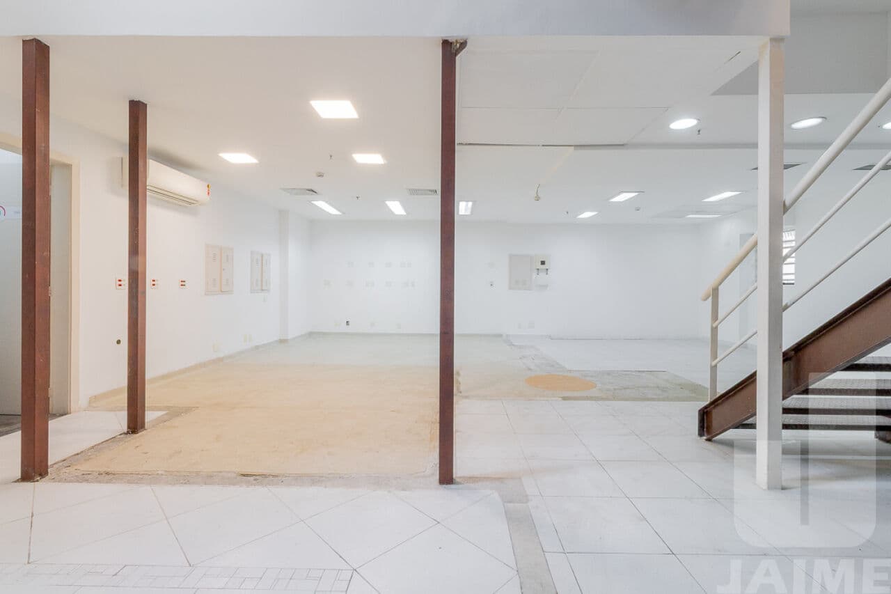 Comercial na R Peixoto Gomide — Jardim Paulista, São Paulo - foto 2