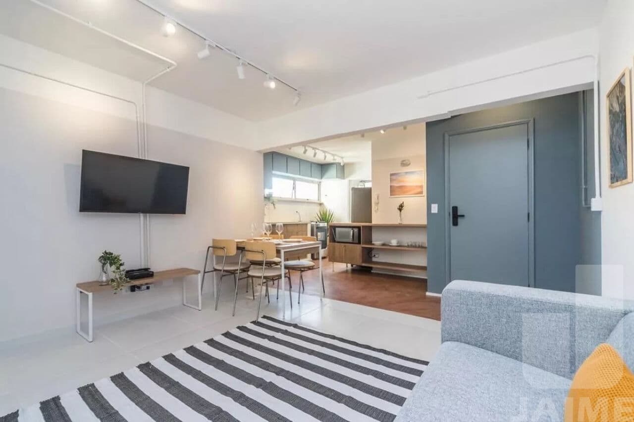 Apartamento de 4 dormitórios na R Fradique Coutinho — Pinheiros, São Paulo