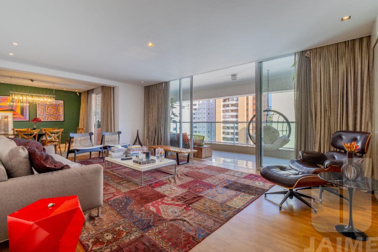 Apartamento de 3 dormitórios na R LINCOLN ALBUQUERQUE — Perdizes, São Paulo