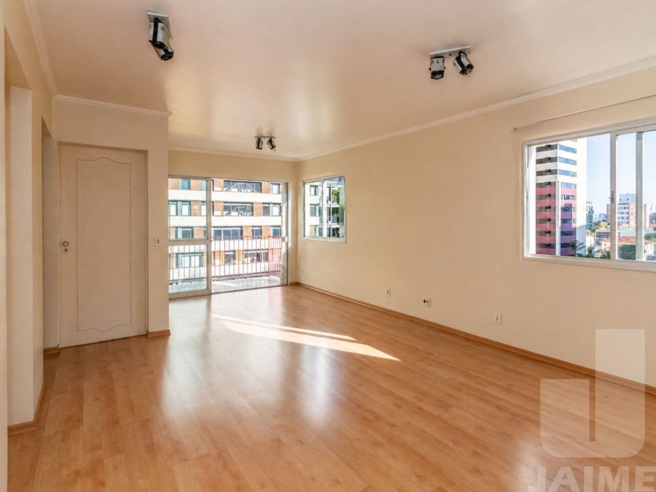 Apartamento de 2 dormitórios na R Purpurina — Sumarezinho, São Paulo - foto 2