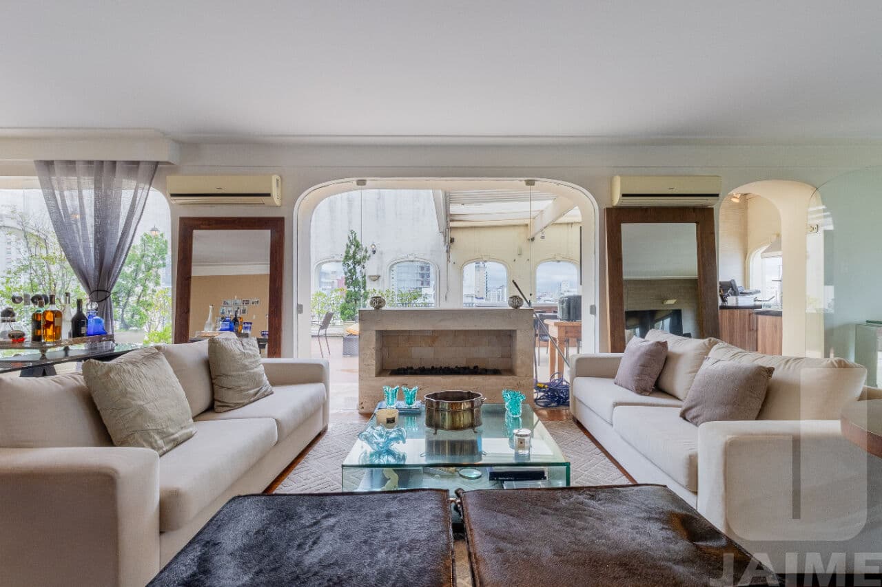 Apartamento de 4 dormitórios na AL ITU — Jardim Paulista, São Paulo