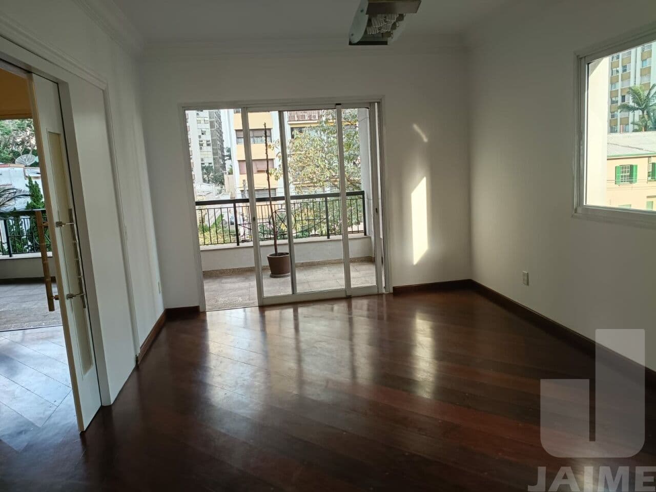 Apartamento de 4 dormitórios na R Peixoto Gomide — Jardim Paulista, São Paulo - foto 2