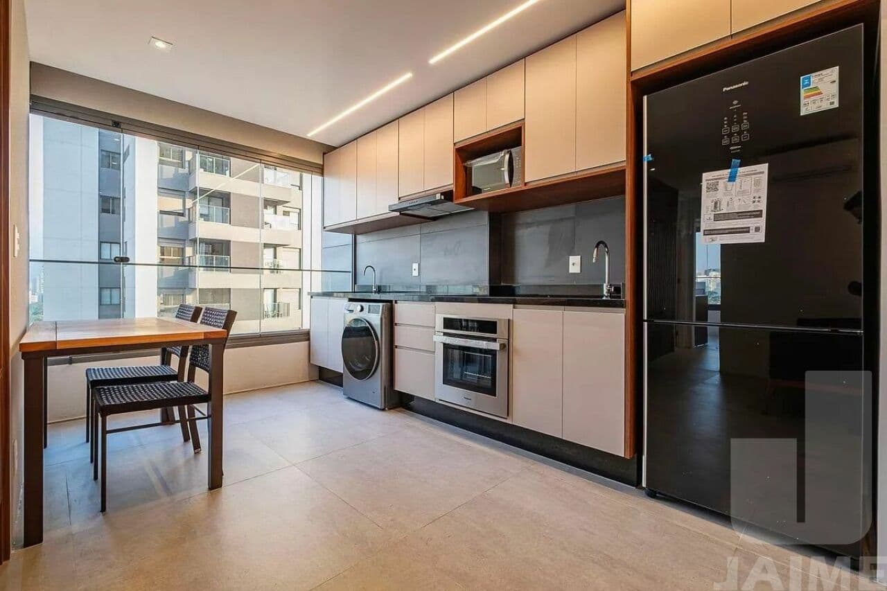 Apartamento de 1 dormitório na R Dante Carraro — Pinheiros, São Paulo