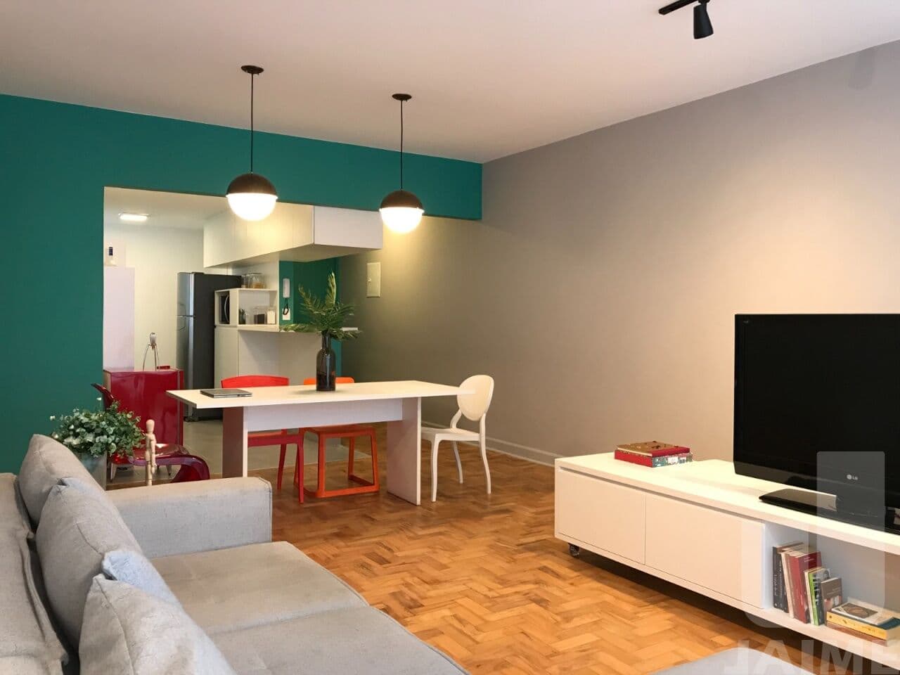 Apartamento de 2 dormitórios na R TAGIPURU — Barra Funda, São Paulo