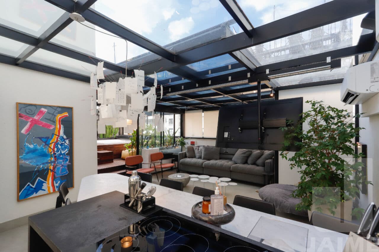Apartamento de 1 dormitório na R Havaí — Sumaré, São Paulo