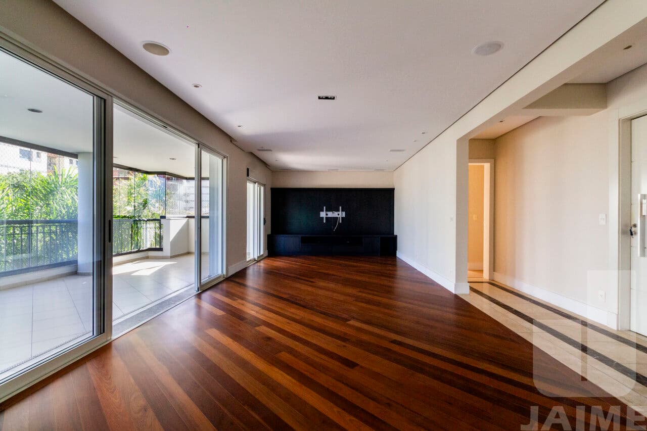 Apartamento de 3 dormitórios na R Paracuê — Sumaré, São Paulo - foto 2