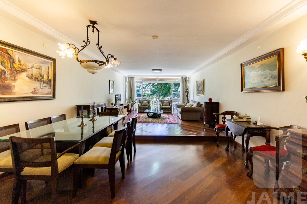Apartamento de 3 dormitórios na R CONSELHEIRO BROTERO — Higienópolis, São Paulo