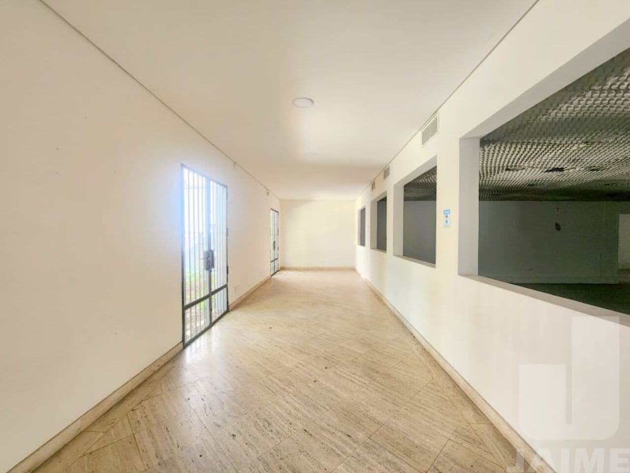 Comercial na R João Lourenço — Vila Nova Conceição, São Paulo