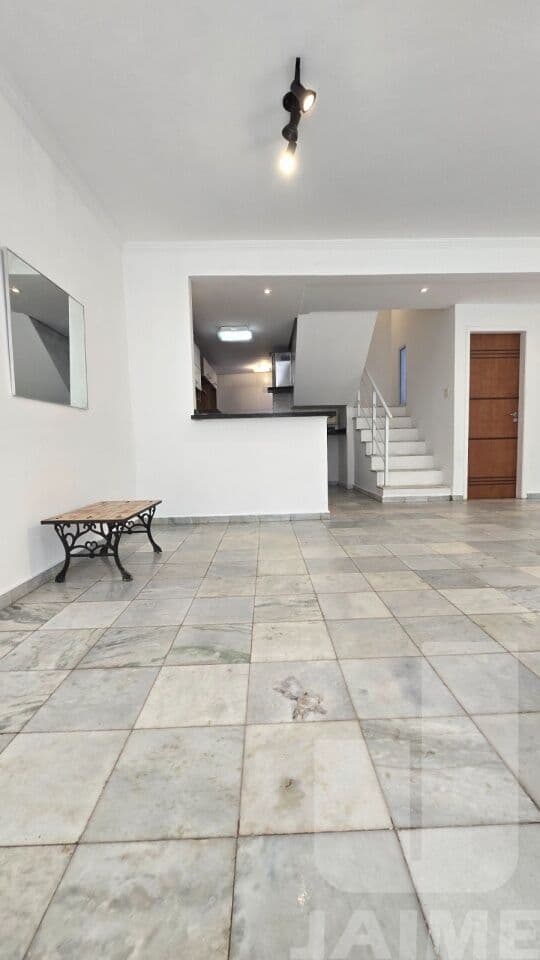 Casa em Vila Ipojuca