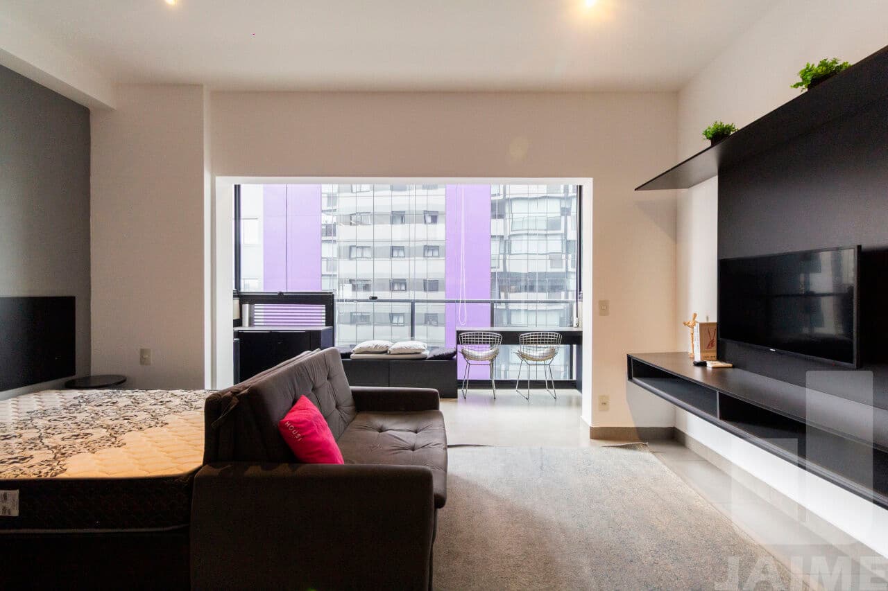 Apartamento de 1 dormitório na R Capote Valente — Pinheiros, São Paulo