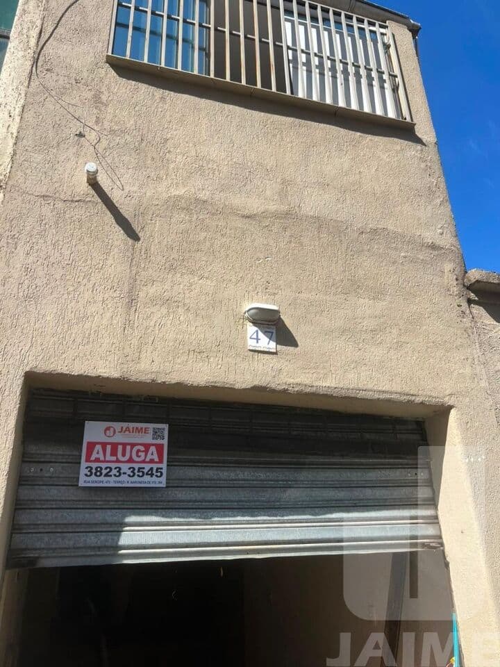 Comercial na R Tinhorão — Higienópolis, São Paulo