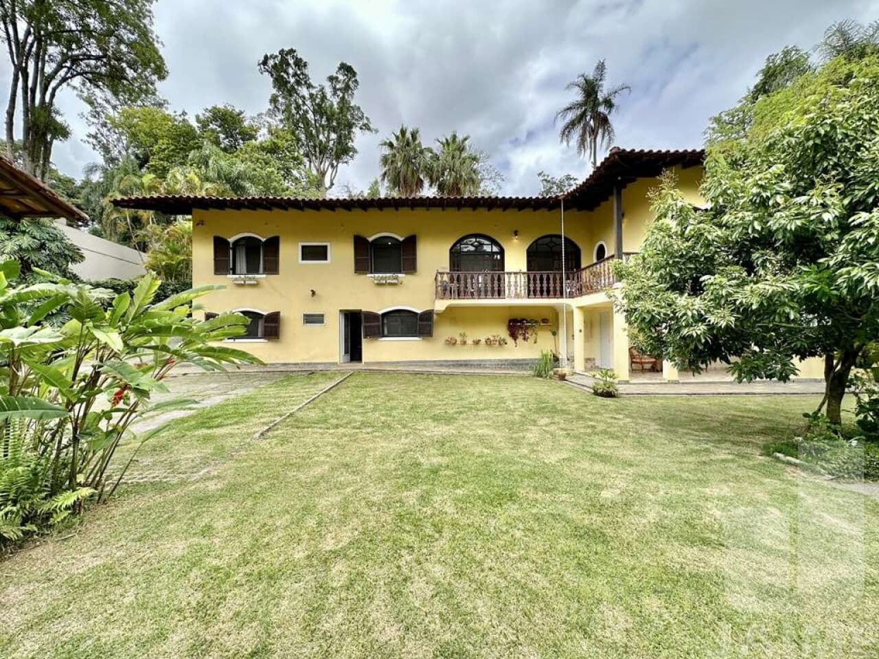 Casa em Granja Viana
