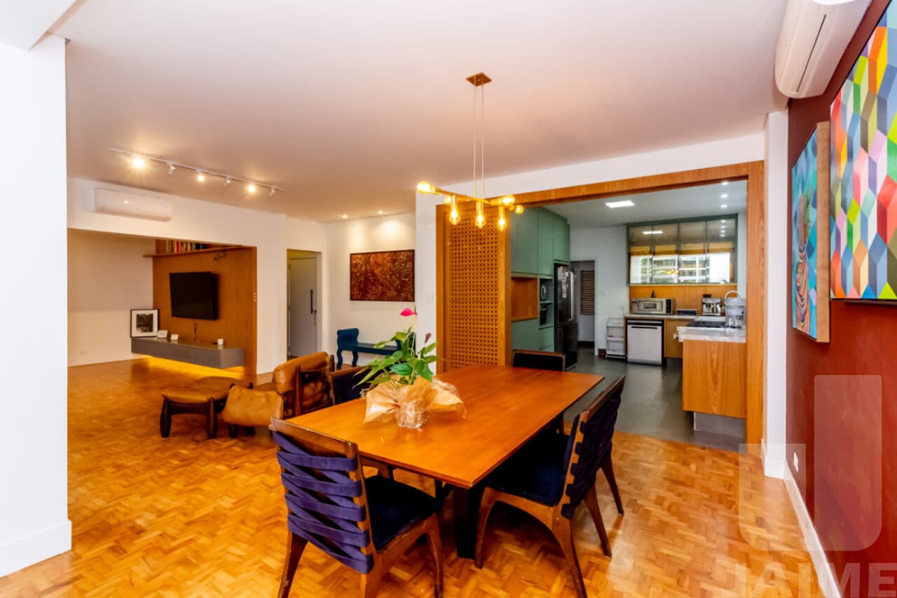 Apartamento em Cerqueira César