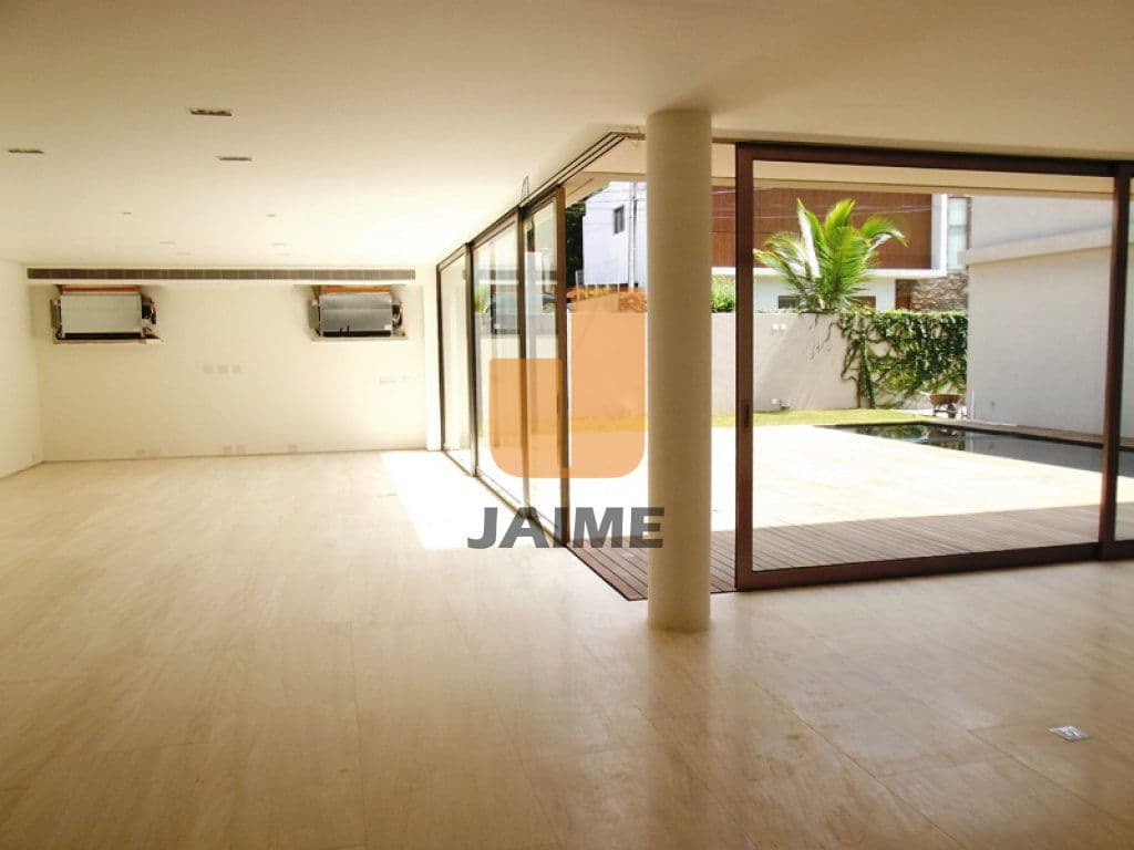 Casa de 5 dormitórios na AV Deble Luiza Derani — Sao Sebastiao, São Paulo - foto 2