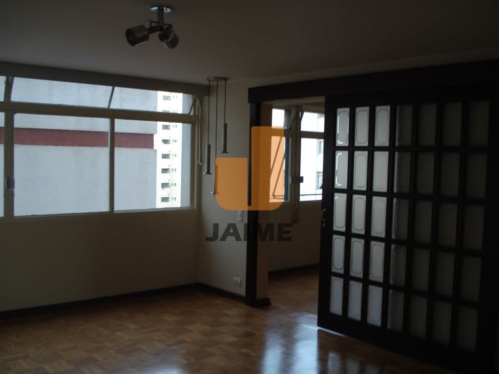 Apartamento de 3 dormitórios na R BATATAES — Jardim Paulista, São Paulo - foto 2