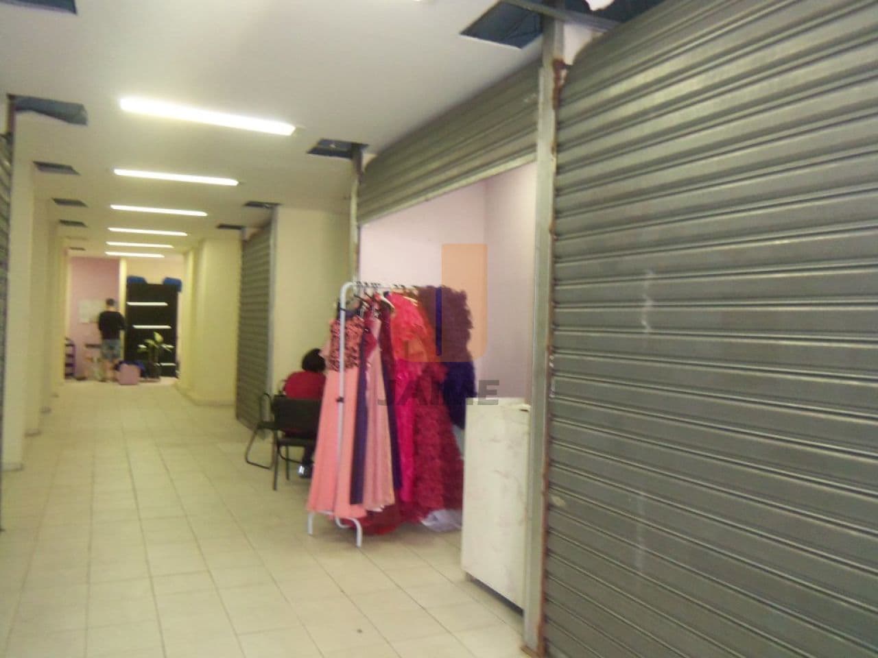 Comercial na R DOUTOR PEDRO ARBUES — Luz, São Paulo - foto 3