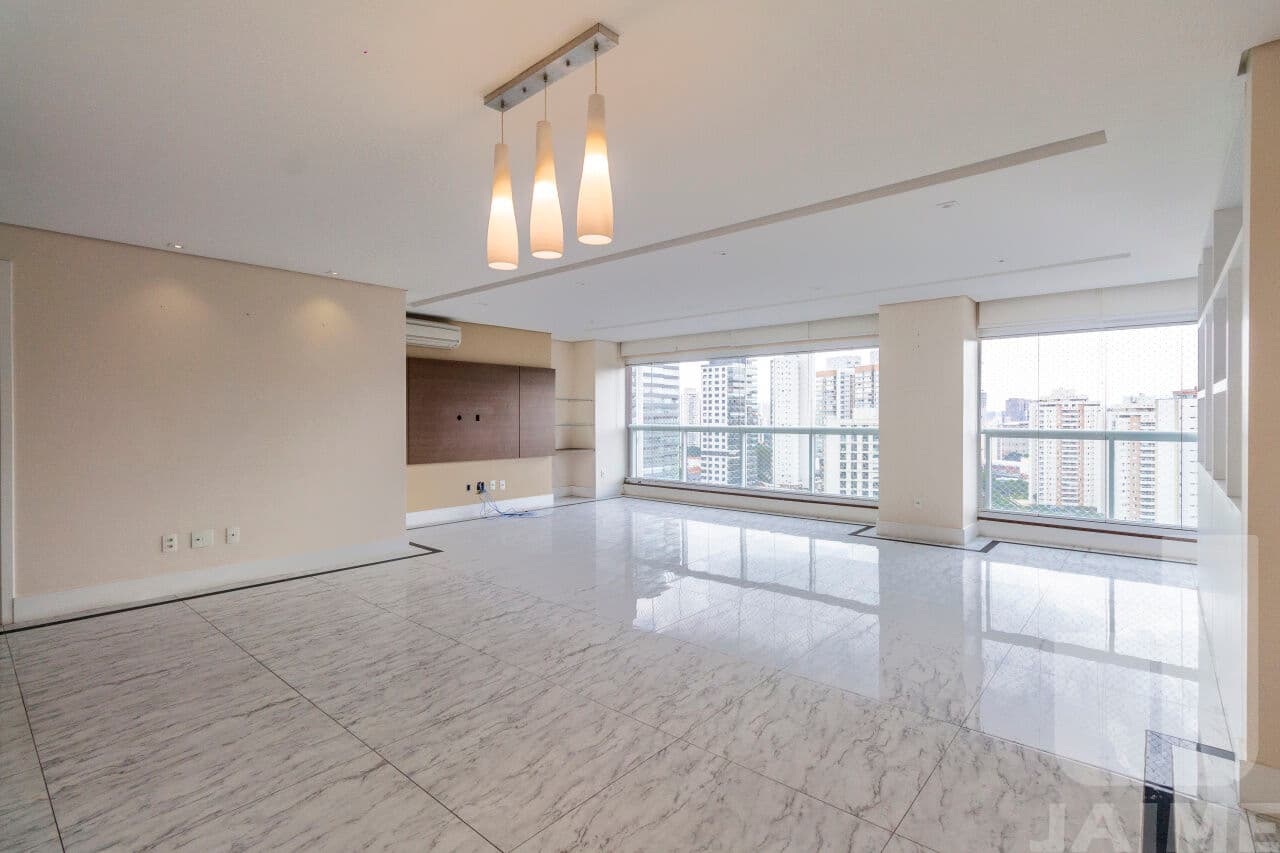 Apartamento em Vila Romana