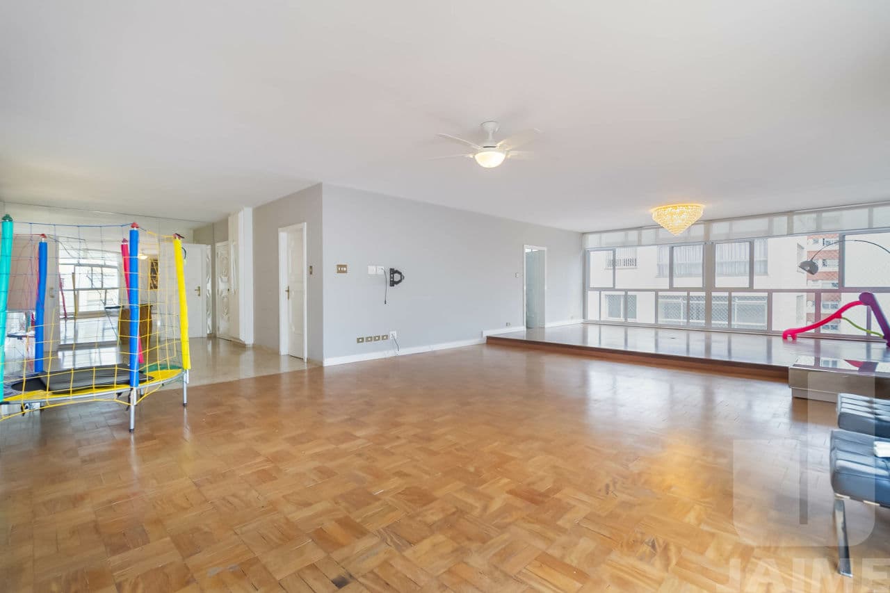 Apartamento de 3 dormitórios na R SERGIPE — Higienópolis, São Paulo - foto 1