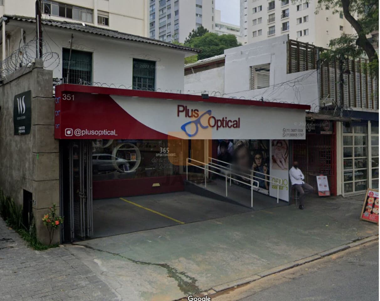 Comercial na R BARONESA DE ITU — Higienópolis, São Paulo