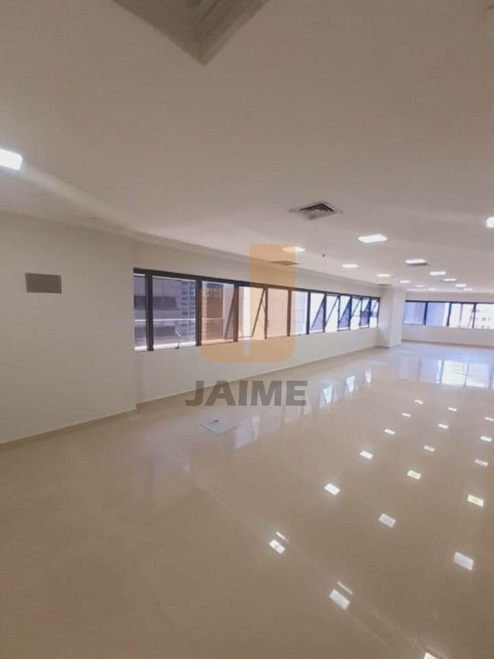 Comercial na R LUIGI GALVANI — Cidade Monções, São Paulo - foto 2