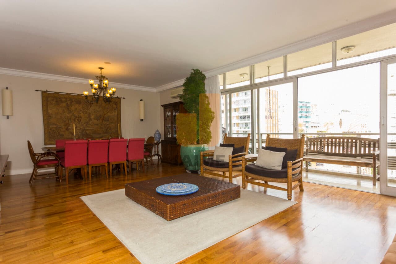 Apartamento de 3 dormitórios na R BARONESA DE ITU — Higienópolis, São Paulo