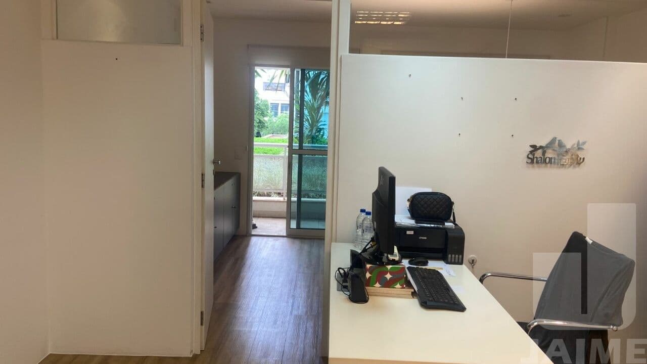 Comercial na R MÁRIO DE ANDRADE — Barra Funda, São Paulo - foto 2