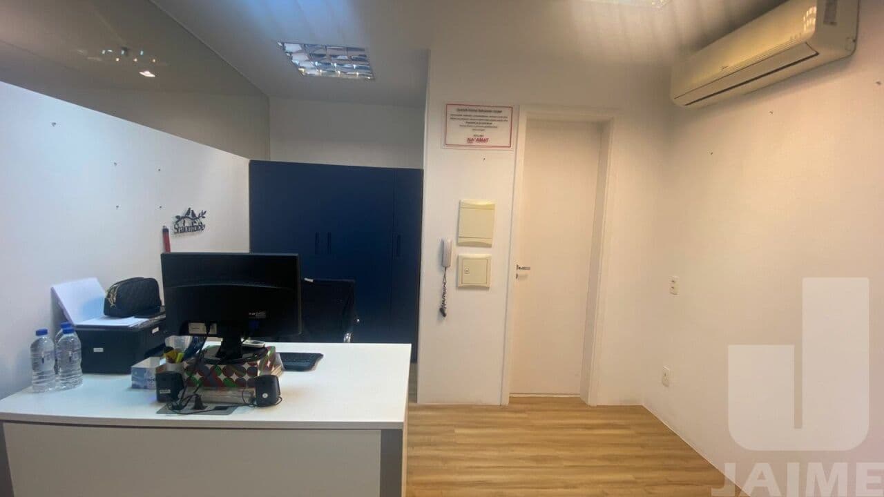 Comercial na R MÁRIO DE ANDRADE — Barra Funda, São Paulo - foto 4