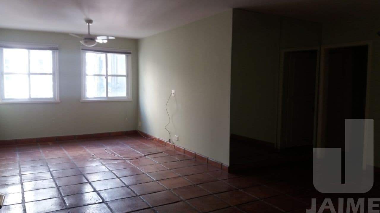 Apartamento de 3 dormitórios na AV HIGIENÓPOLIS — Higienópolis, São Paulo