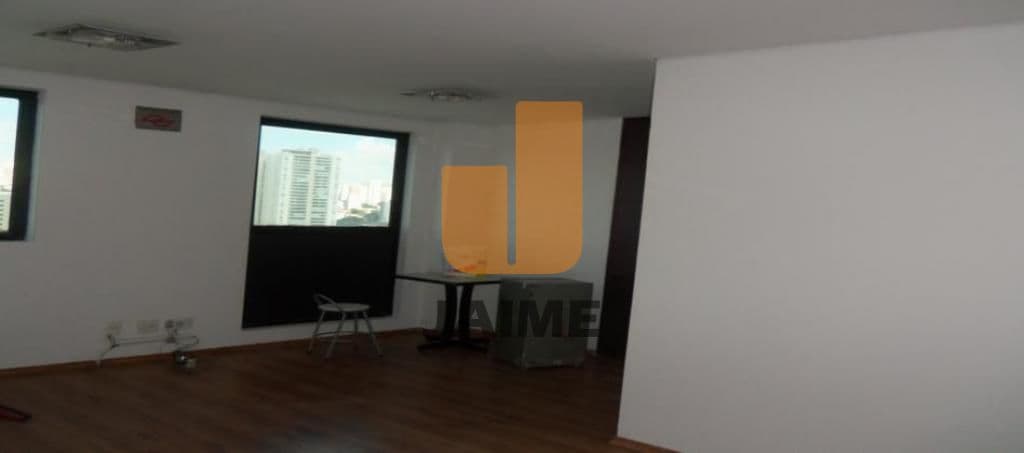 Comercial na R FEDERAÇÃO PAULISTA DE FUTEBOL — Barra Funda, São Paulo - foto 2