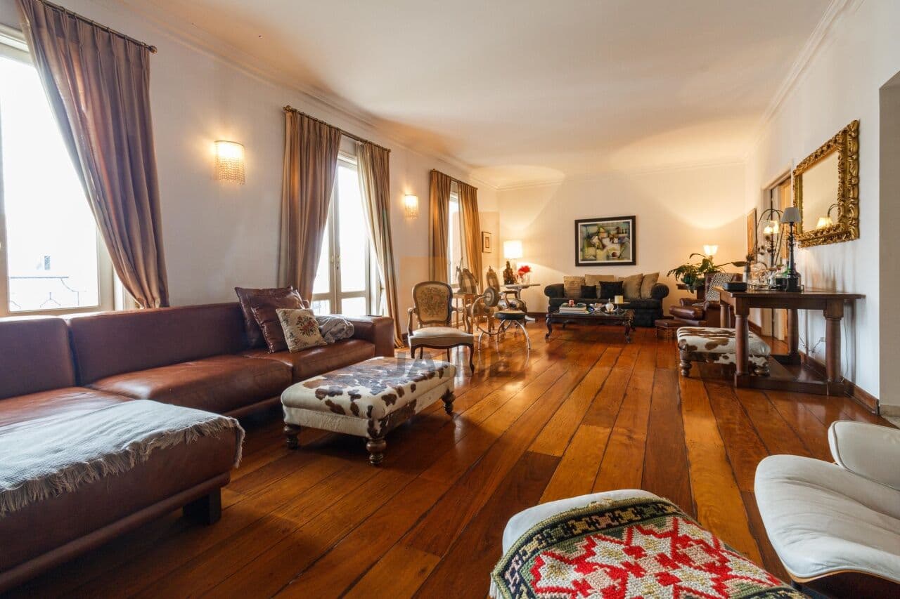 Apartamento de 4 dormitórios na R Bahia — Higienópolis, São Paulo