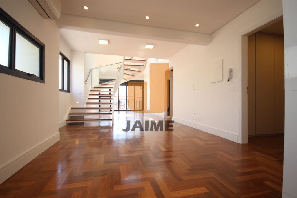 Apartamento em Moema