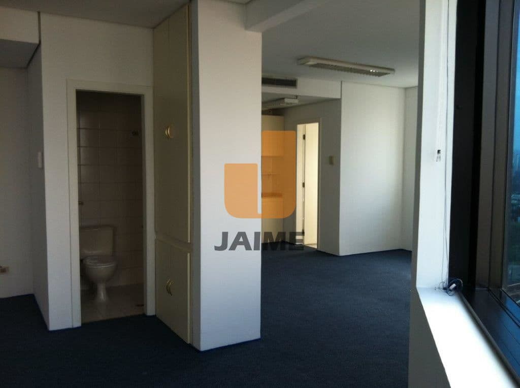 Comercial na R ALCIDES RICARDINI NEVES — Cidade Monções, São Paulo - foto 3