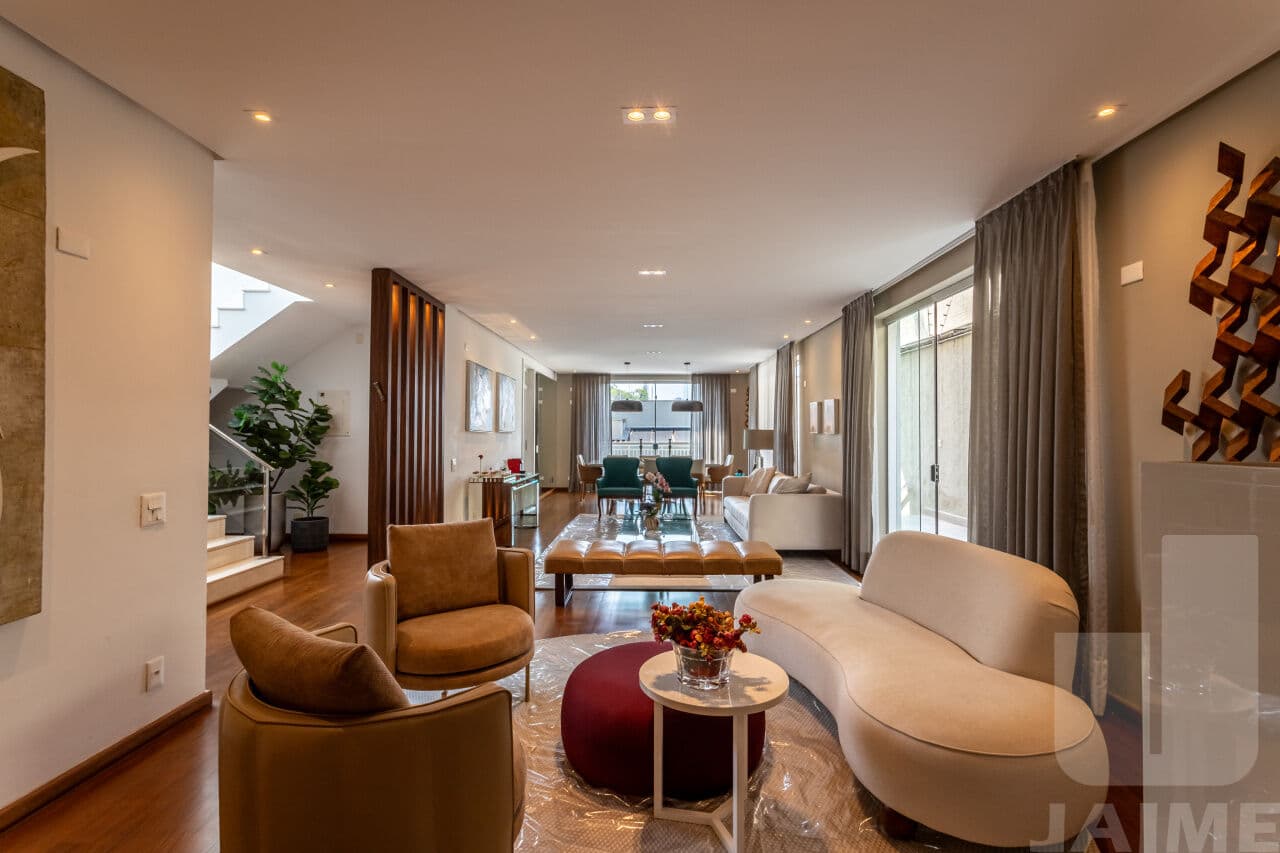 Casa de 3 dormitórios na R ANGATUBA — Pacaembu, São Paulo - foto 3