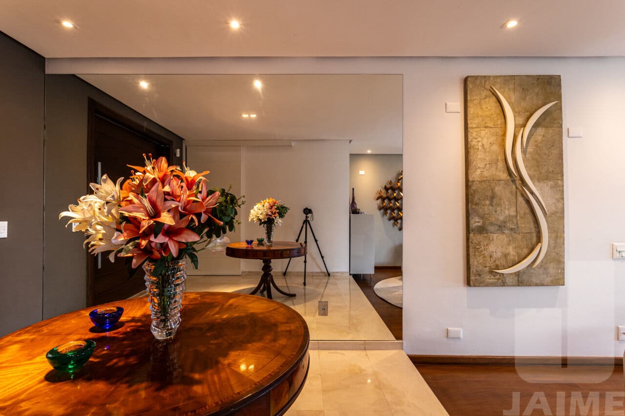 Casa de 3 dormitórios na R ANGATUBA — Pacaembu, São Paulo - foto 4