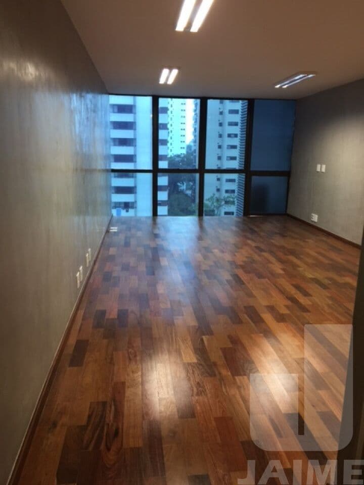 Comercial na AV ANGÉLICA — Higienópolis, São Paulo