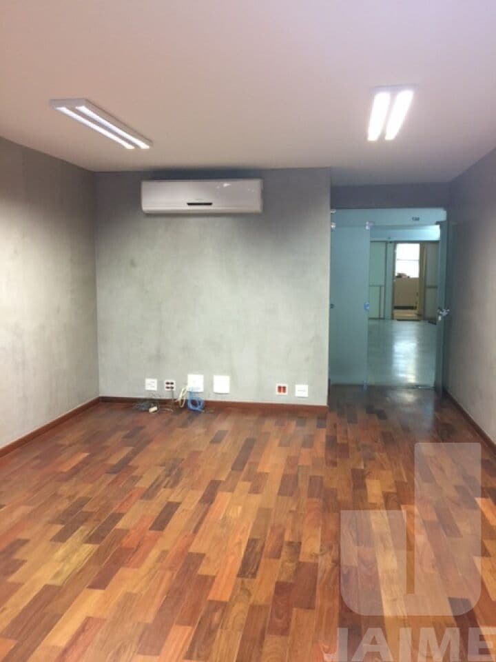 Comercial na AV ANGÉLICA — Higienópolis, São Paulo - foto 2